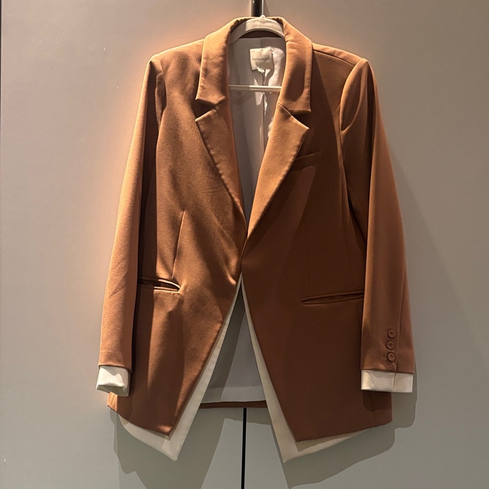 Favorite Daughter Women's Tan Blazer